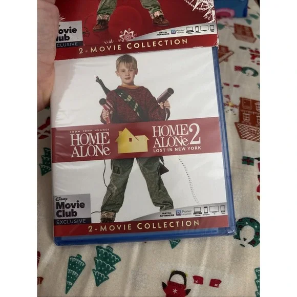 Home Alone & Home Alone 2 -Blu Ray/Dvd/Digital Disney Movie Club Exclusive - NEW - Picture 2 of 5